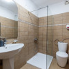 VILA DE VANZARE CU PISCINA/ COMPLEX TRAIAN / EROU IANCU NICOLAE thumb 23
